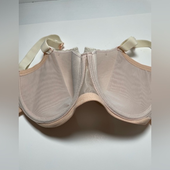 OMNIA Paratus FlexyWire Bra in PEARL T-Shirt Full Coverage 30H - Picture 2 of 13